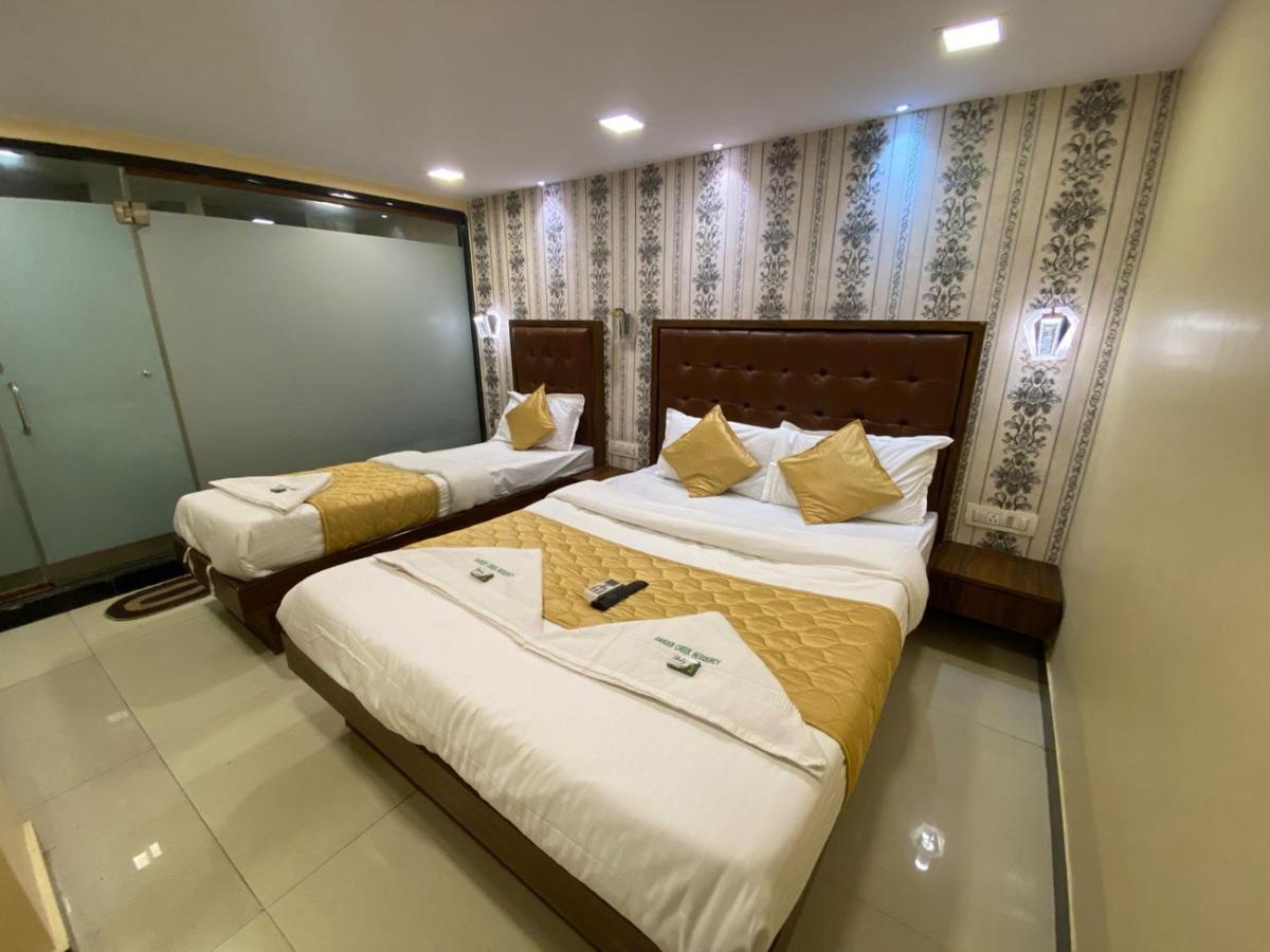 Garden Creek Residency - Near To Mumbai International Airport Hotell Exteriör bild