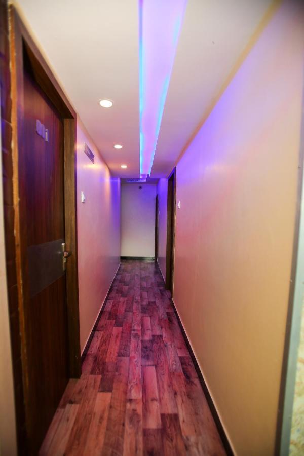 Garden Creek Residency - Near To Mumbai International Airport Hotell Exteriör bild