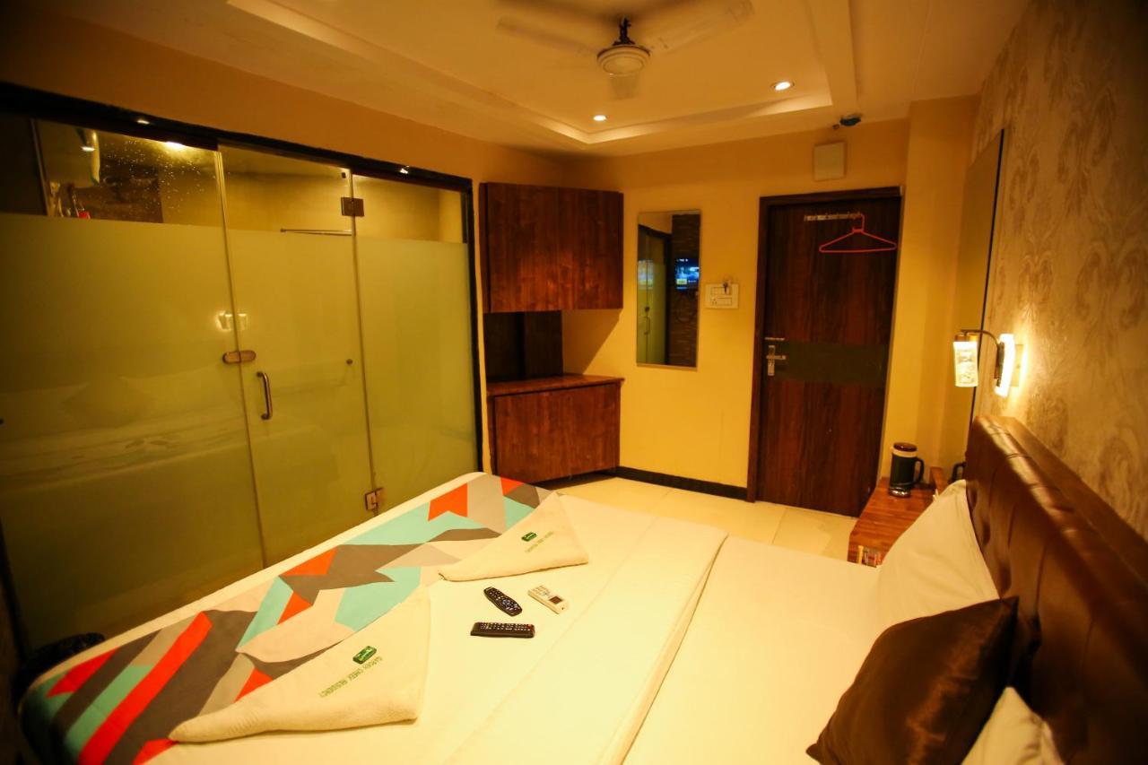 Garden Creek Residency - Near To Mumbai International Airport Hotell Exteriör bild