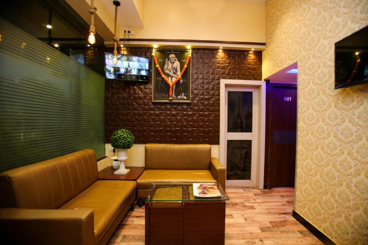 Garden Creek Residency - Near To Mumbai International Airport Hotell Exteriör bild
